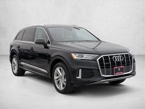 Samurai Gray Metallic 2021 Audi Q7 45 Premium