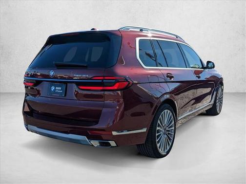 2025 BMW X7 xDrive40i