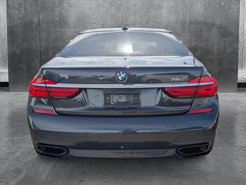 2016 BMW 750 I