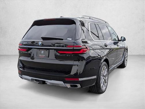 Black Sapphire Metallic 2026 BMW X7 xDrive40i