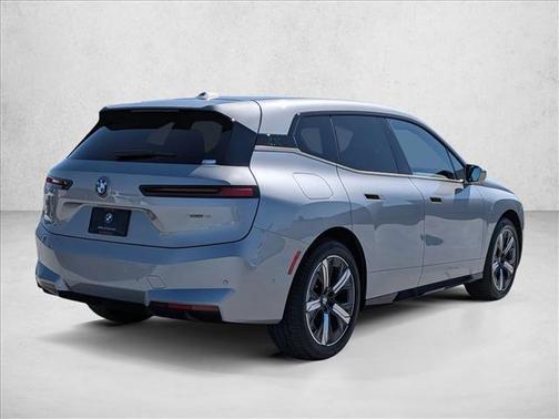 2026 BMW iX xDrive45
