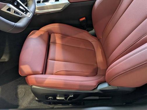 2025 BMW 230 i