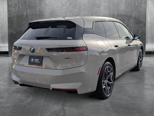2026 BMW iX xDrive60