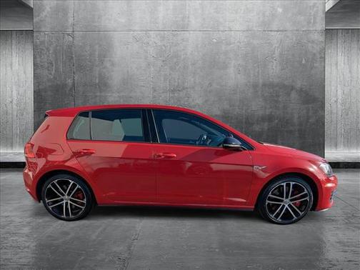 2017 Volkswagen Golf GTI 2.0T S 4-Door