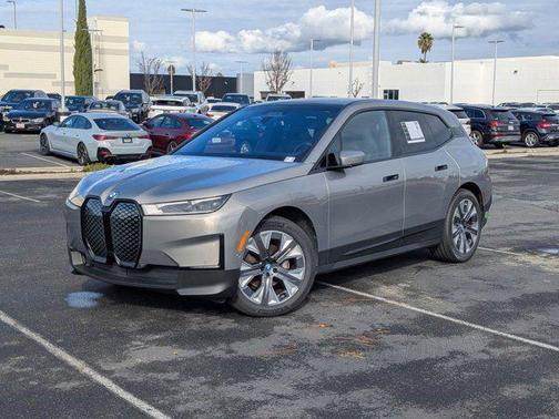 2023 BMW iX xDrive50