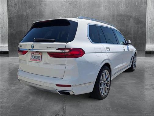2022 BMW X7 xDrive40i