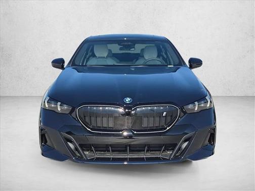 Carbon Black Metallic 2027 BMW i5 eDrive40