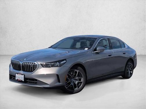 2025 BMW i5 eDrive40