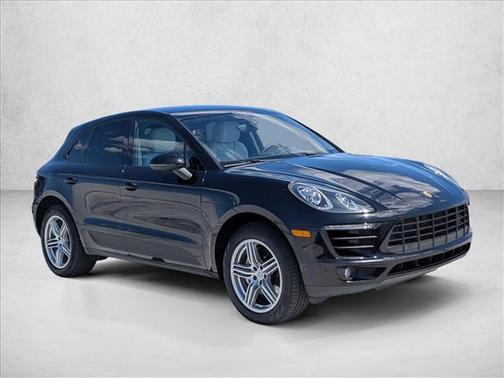 Agate Gray Metallic 2015 Porsche Macan Macan S