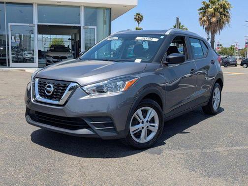 2019 Nissan Kicks S