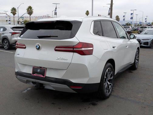 Mineral White Metallic 2026 BMW X3 30 xDrive