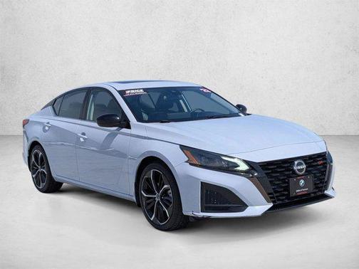 Gray Sky Pearl 2023 Nissan Altima SR FWD