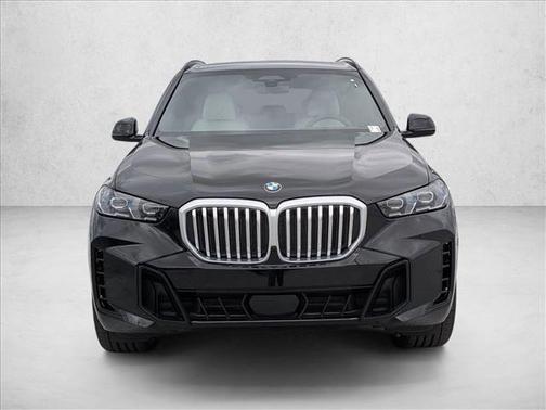 Black Sapphire Metallic 2026 BMW X5 xDrive40i