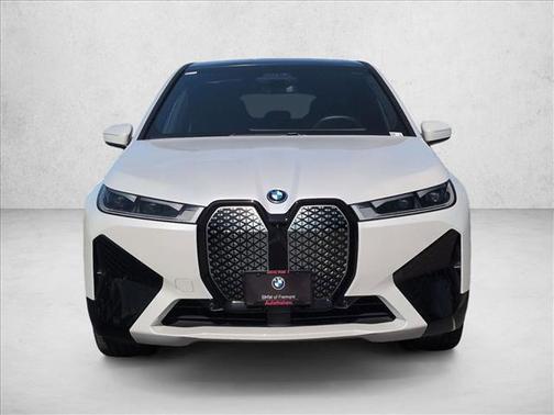 2025 BMW iX xDrive50