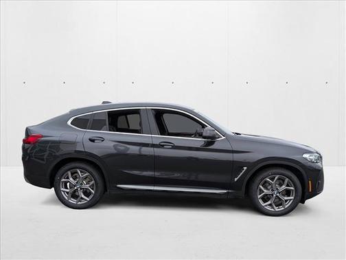 2022 BMW X4 xDrive30i