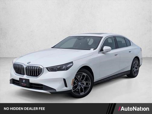 Alpine White 2026 BMW 530 xDrive