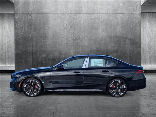 2024 BMW i5 M60