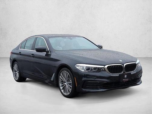 2019 BMW 530 530i
