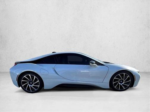 2015 BMW i8 2dr Cpe