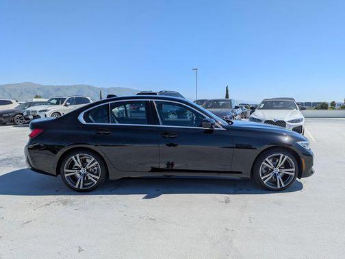 2021 BMW 330 330i