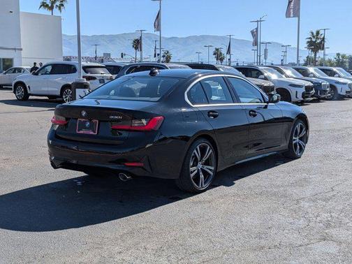 2021 BMW 330 330i