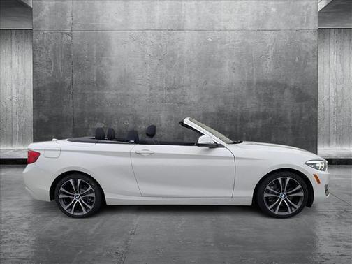 2019 BMW 230 230i