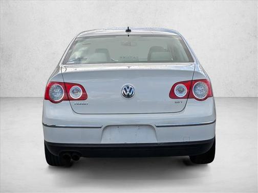 2010 Volkswagen Passat Komfort