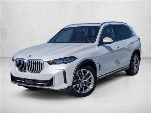 Mineral White Metallic 2026 BMW X5 PHEV xDrive50e