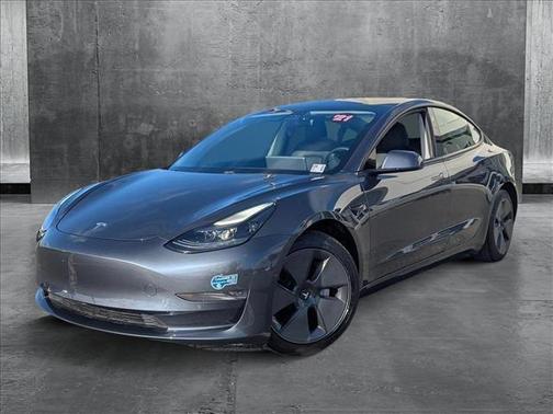 2021 Tesla Model 3 Standard Range Plus