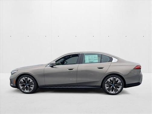 2025 BMW i5 eDrive40