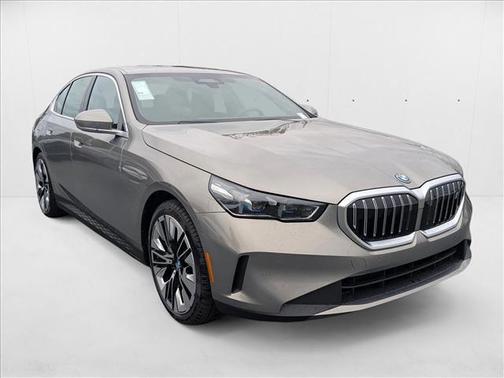 2025 BMW i5 eDrive40