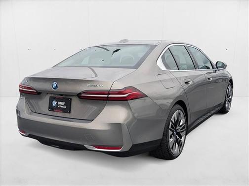 2025 BMW i5 eDrive40