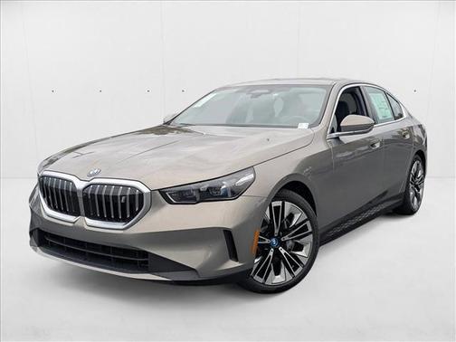 2025 BMW i5 eDrive40