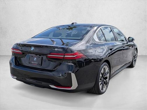 2025 BMW 540 i xDrive