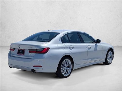 Mineral White Metallic 2025 BMW 330 330i