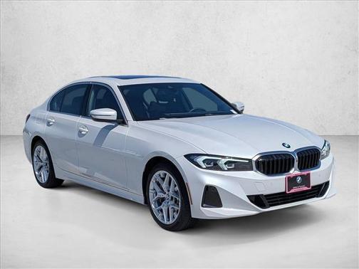 Mineral White Metallic 2025 BMW 330 330i