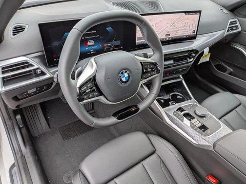 Mineral White Metallic 2025 BMW 330 330i