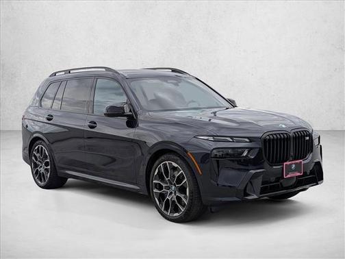 Carbon Black Metallic 2024 BMW X7 M60i
