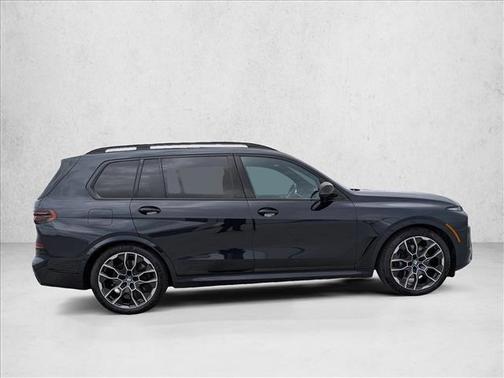 Carbon Black Metallic 2024 BMW X7 M60i