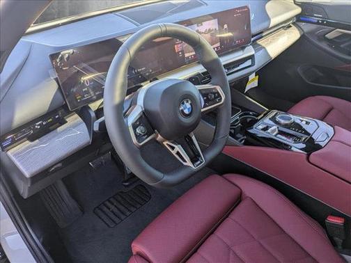2025 BMW 530 i xDrive