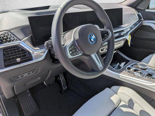 Carbon Black Metallic 2026 BMW X5 PHEV xDrive50e