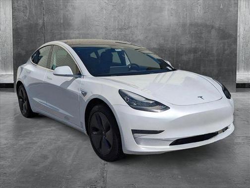 2019 Tesla Model 3 Standard Range