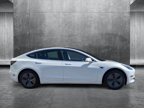 2019 Tesla Model 3 Standard Range