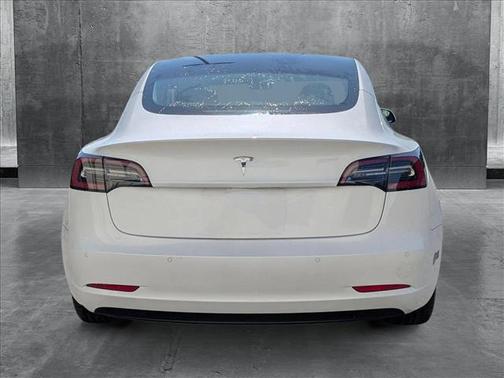 2019 Tesla Model 3 Standard Range