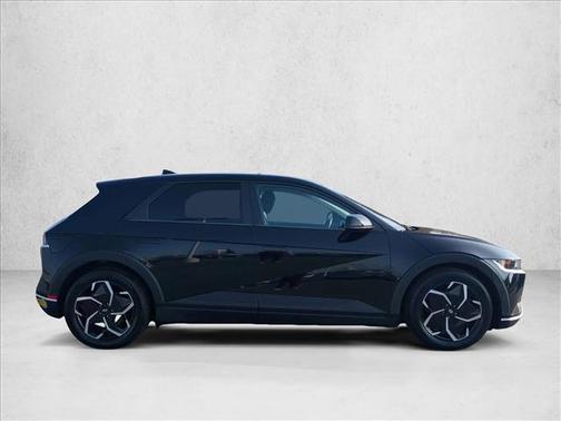 2022 Hyundai IONIQ 5 SE