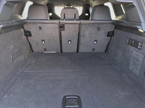 2026 BMW iX xDrive60