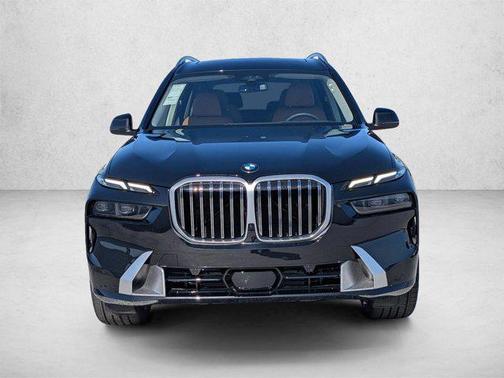 Black Sapphire Metallic 2026 BMW X7 xDrive40i