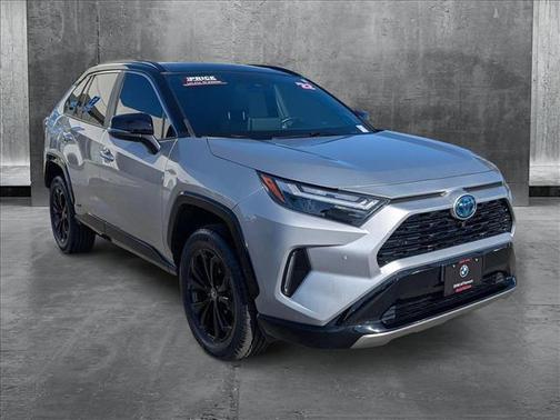 2022 Toyota RAV4 Hybrid SE