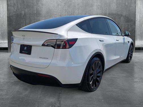 2023 Tesla Model Y Performance Dual Motor All-Wheel Drive