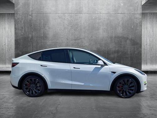 2023 Tesla Model Y Performance Dual Motor All-Wheel Drive